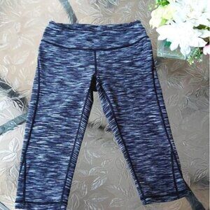 Zella Capri leggings. Size SP
